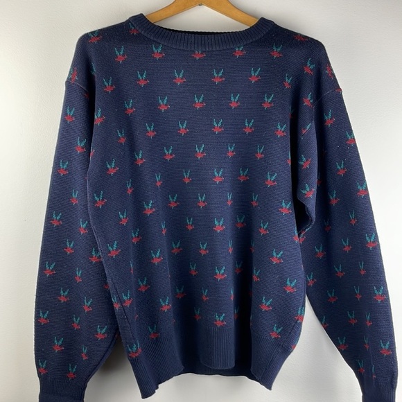 Vintage IZOD 100% Wool Men Crew Sweater SZ M Blue with Red/Green Pattern - Picture 3 of 11